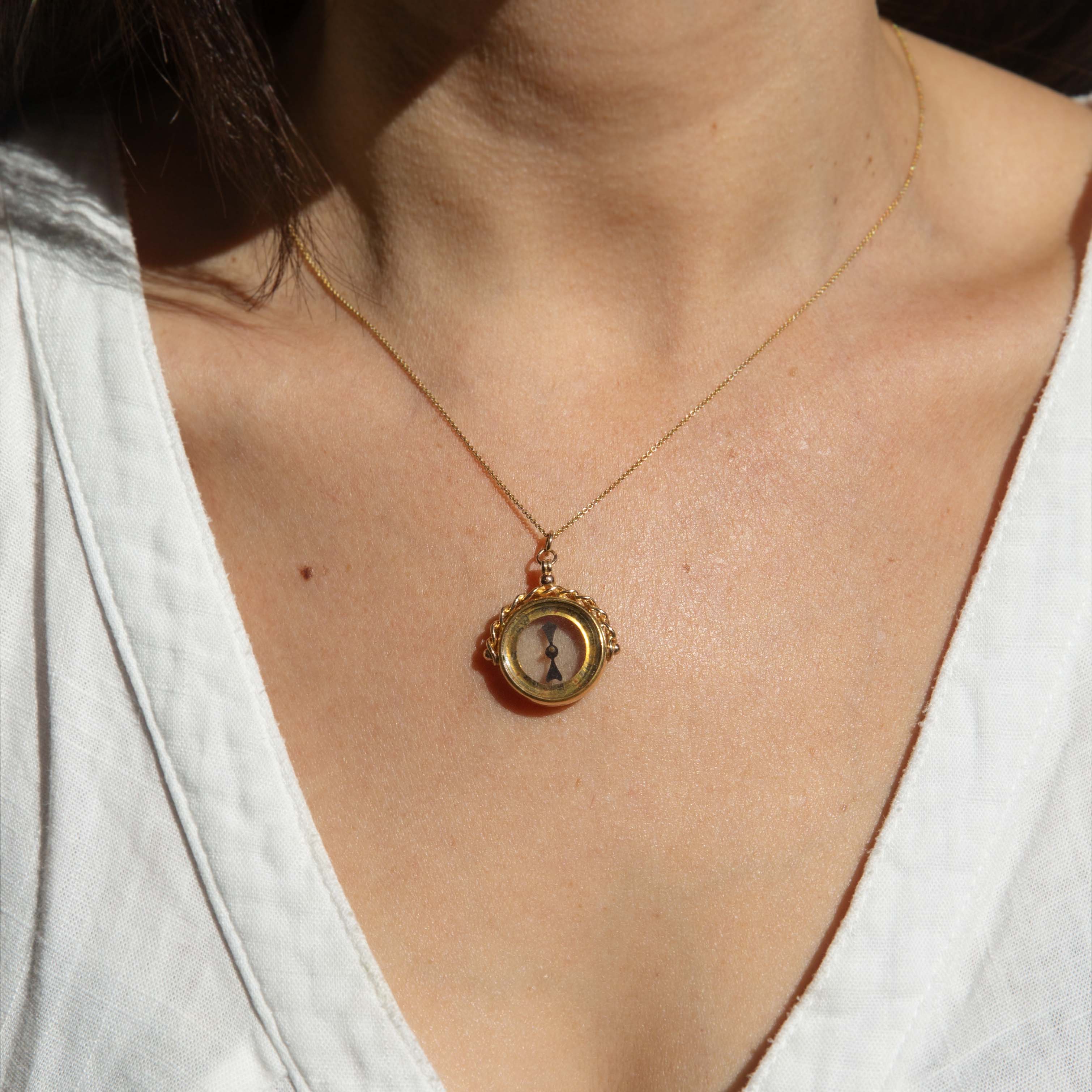 Anwar Antique 1924 Rope Twist Working Compass Spinner Pendant 9ct Yellow Gold Pendants/Necklaces Imperial Jewellery 
