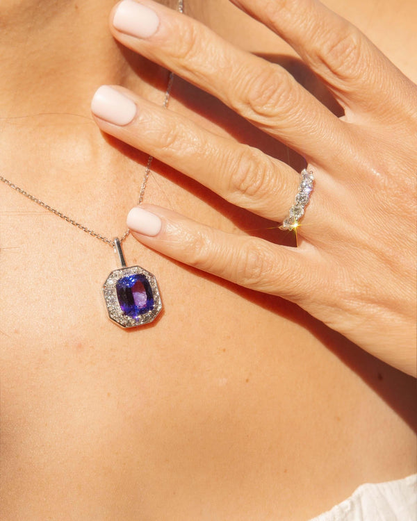 Vintage 1990s Tanzanite & Diamond Pendant & Chain 18 Carat White Gold