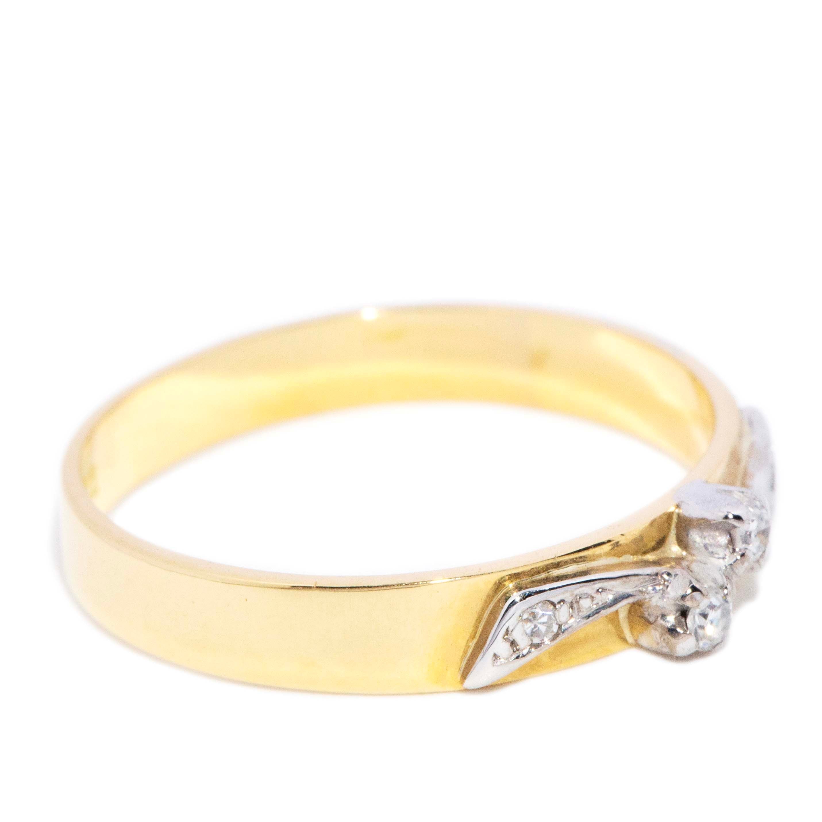 Marnie Vintage Circa 1980s Diamond Ribbon Top Flat Band Ring 18ct Two Tone Gold Rings Imperial Jewellery 