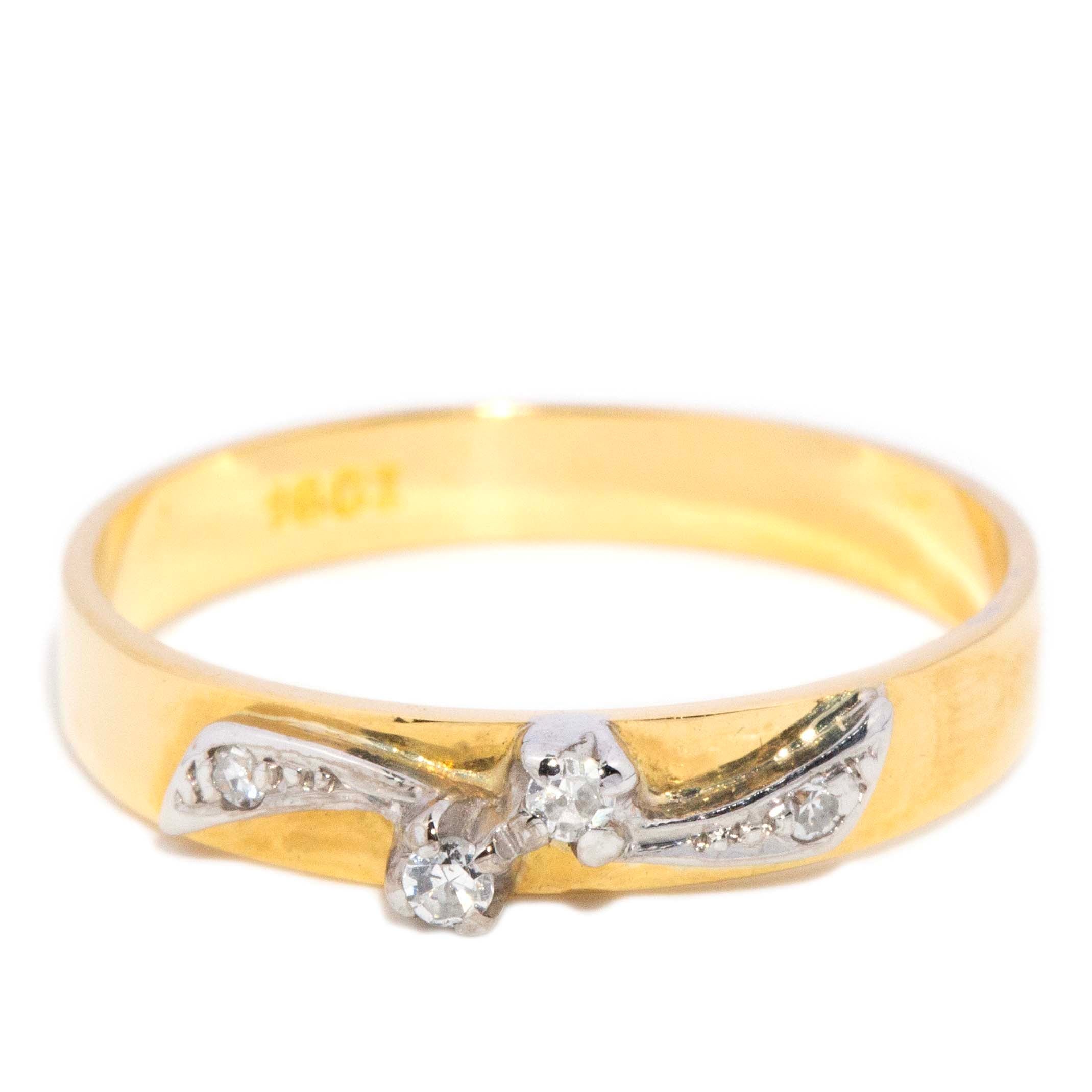 Marnie Vintage Circa 1980s Diamond Ribbon Top Flat Band Ring 18ct Two Tone Gold Rings Imperial Jewellery 
