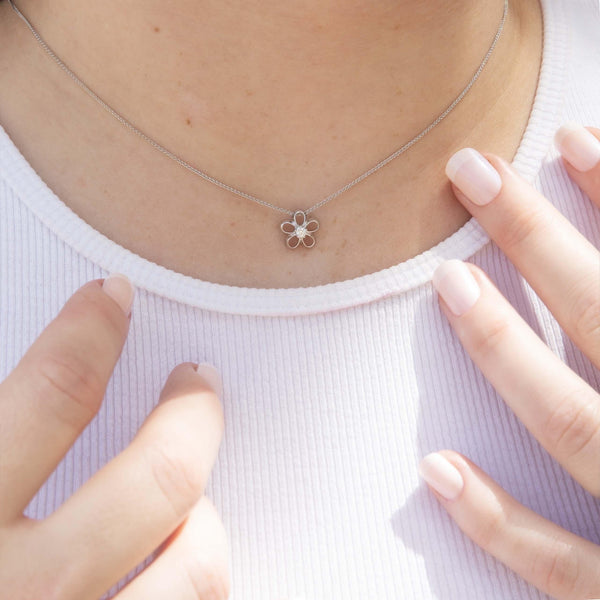 Contemporary Diamond Flower Pendant & Chain 18 Carat White Gold
