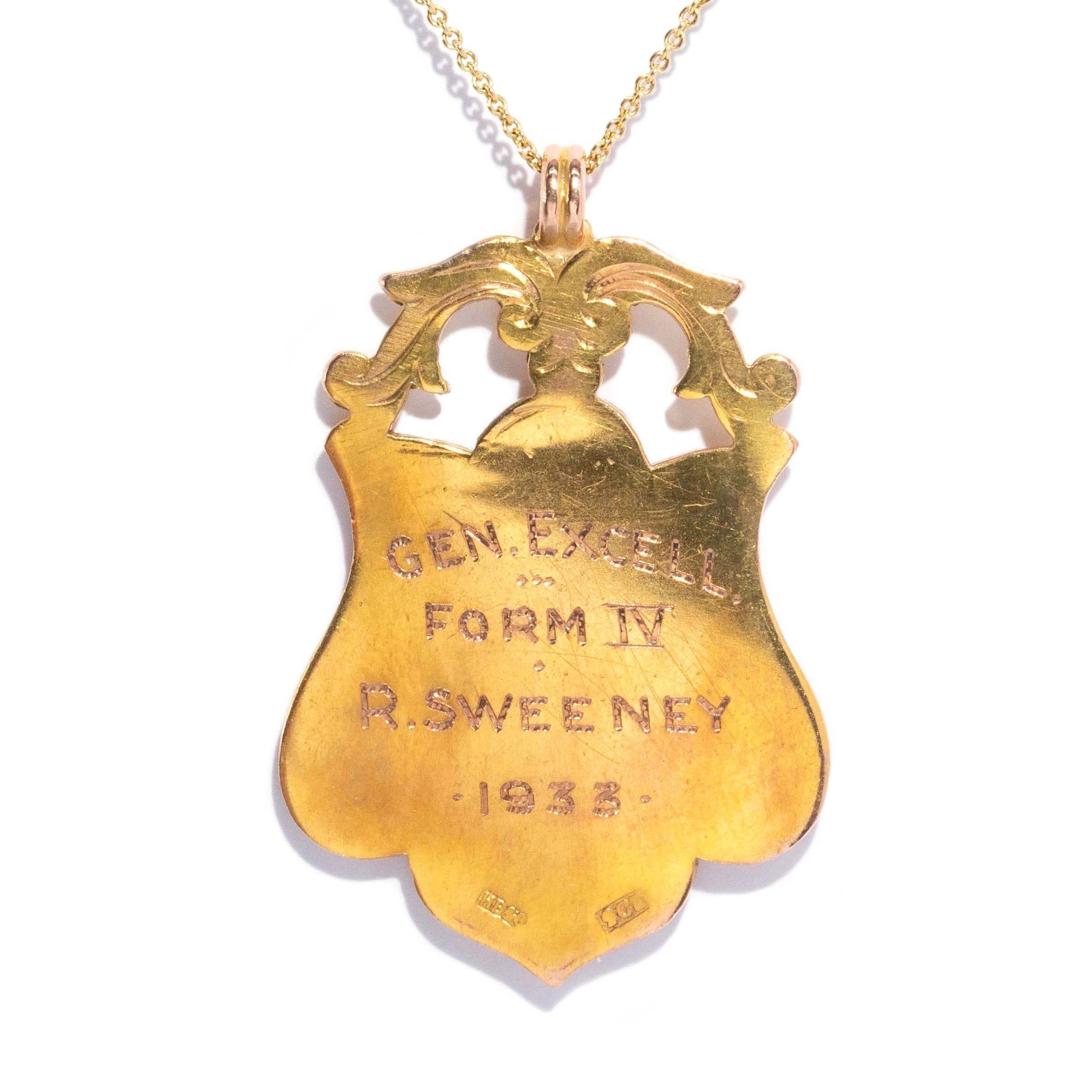 Sweeney Vintage 1933 Engraved Medallion Award Shield Pendant 9ct Yellow Gold Pendants/Necklaces Imperial Jewellery 