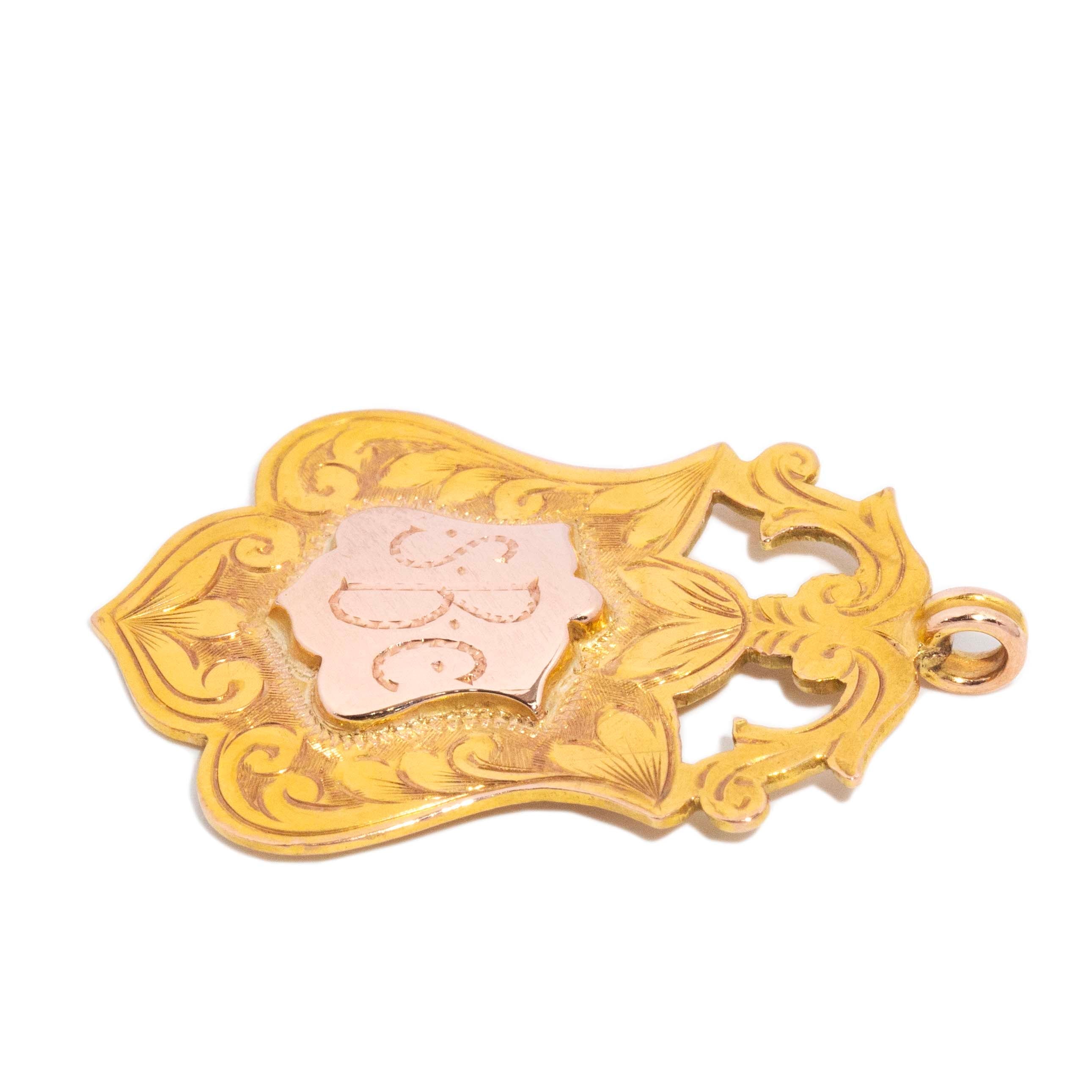 Sweeney Vintage 1933 Engraved Medallion Award Shield Pendant 9ct Yellow Gold Pendants/Necklaces Imperial Jewellery 