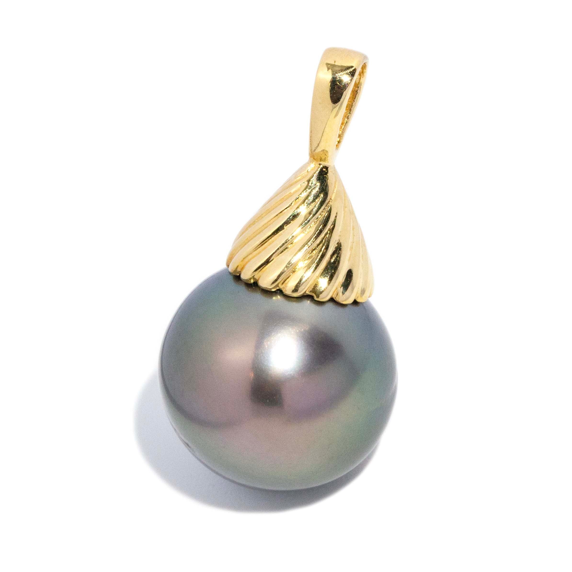 Talila Vintage Circa 1980s Tahitian Pearl Swirl Pendant 18ct Yellow Gold Pendants/Necklaces Imperial Jewellery 