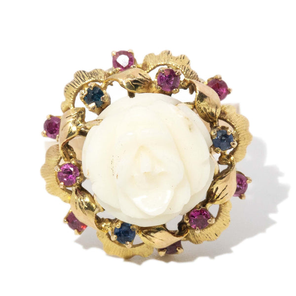 Vintage Circa 1970s White Agate Ruby Sapphire Ring 14 Carat Yellow Gold