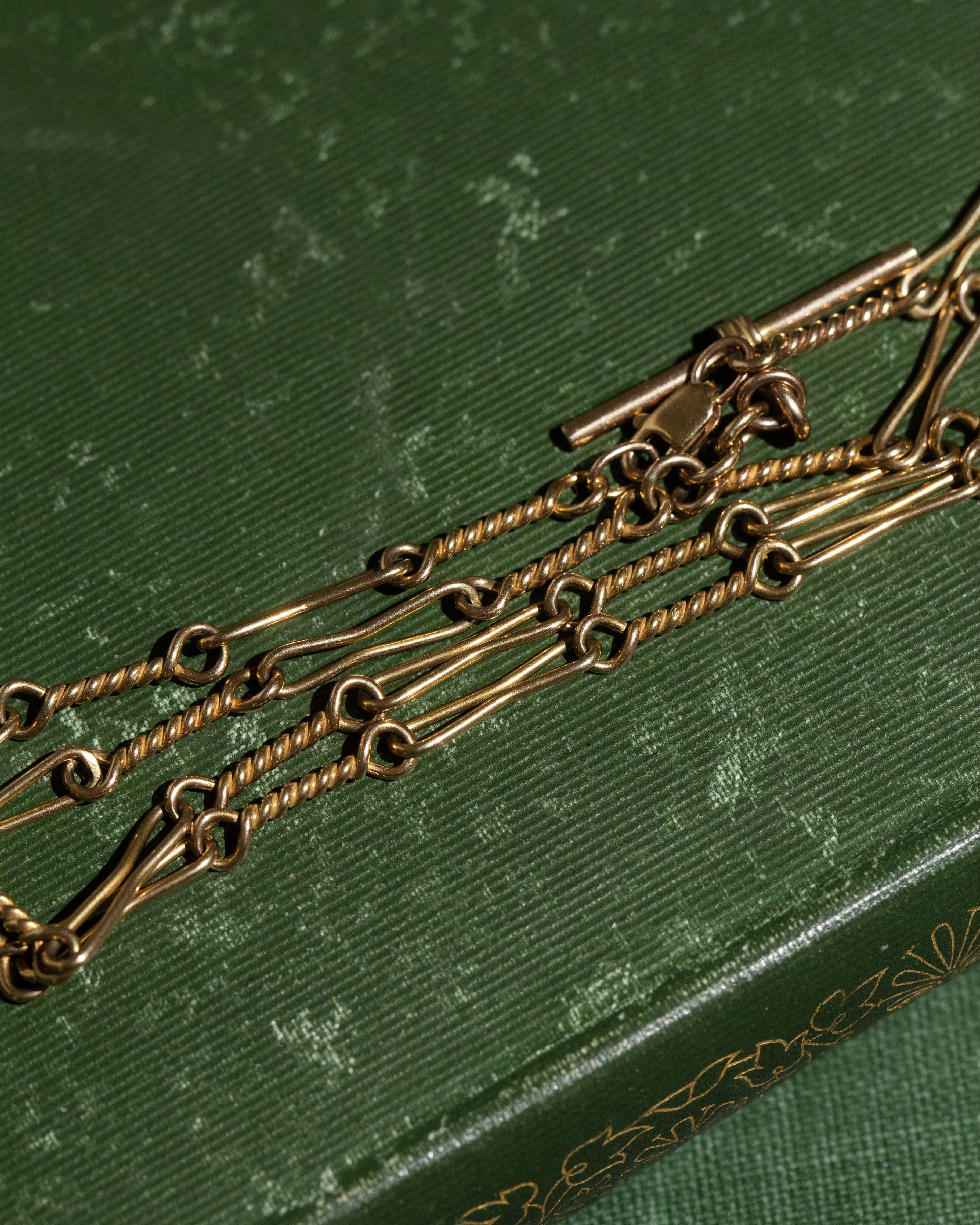 Trove Contemporary Figaro Twist Link Fob Chain 9ct Yellow Gold 43cm Long Pendants/Necklaces Imperial Jewellery 