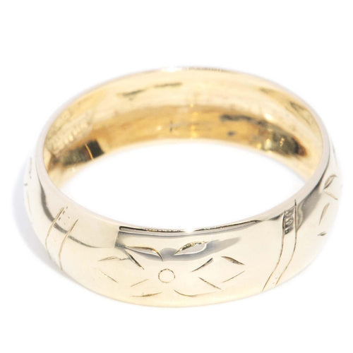 Willa 1960s Hand Engraved Flower Wedding Band 9K Yellow Gold